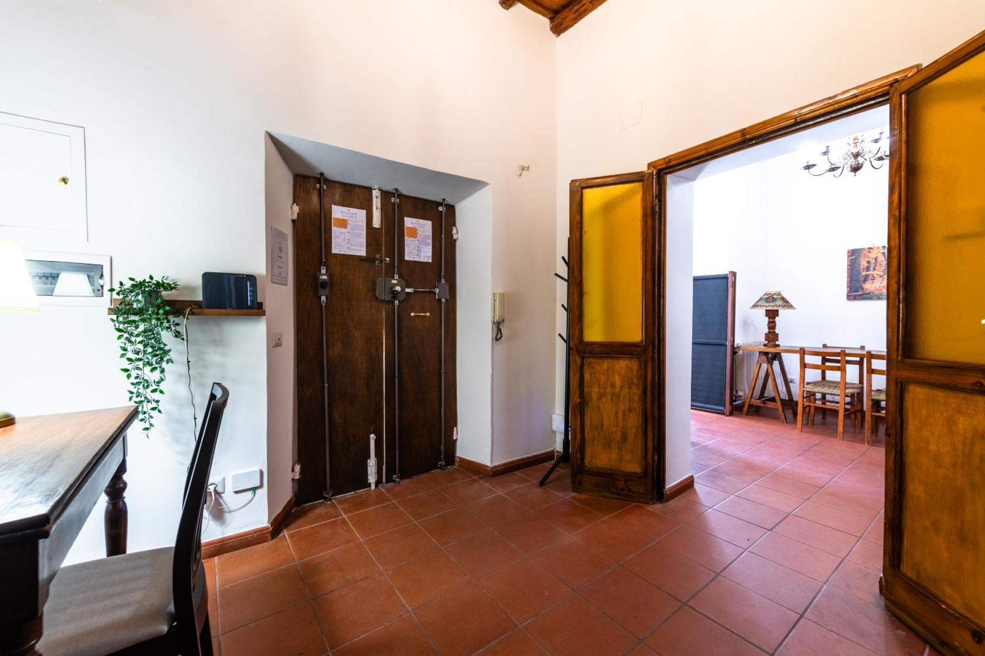 San Calisto Apartment Рим Екстериор снимка