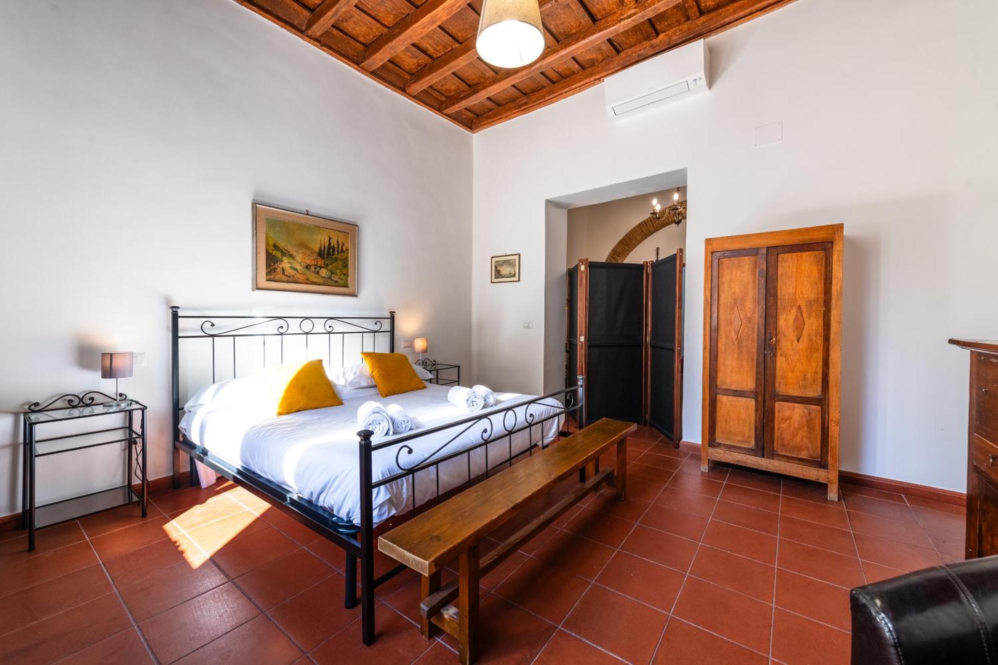San Calisto Apartment Рим Екстериор снимка